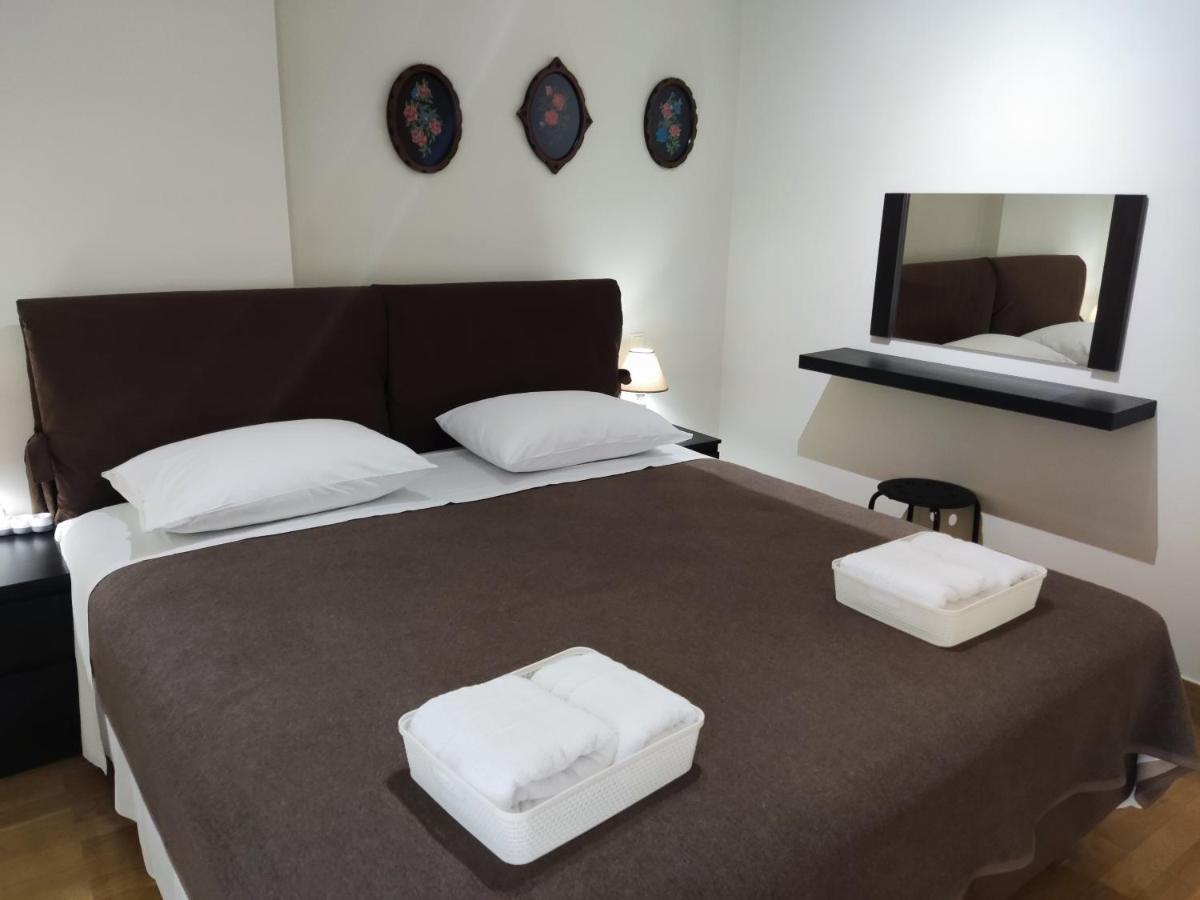 A&J Apartments Or Rooms Athens Airport Markopoulo Mesogaias Luaran gambar